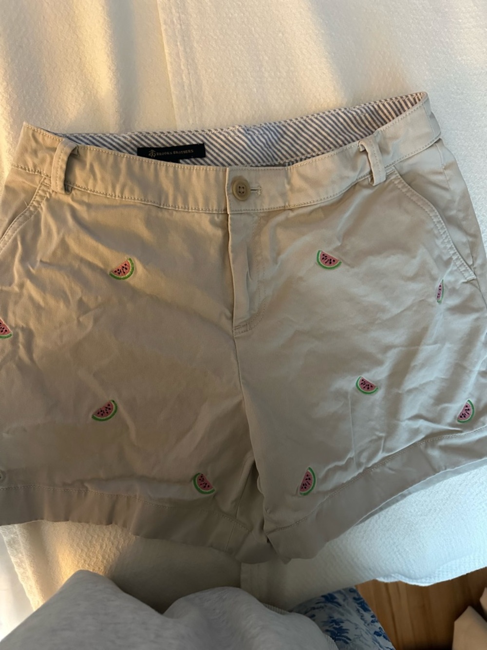 Brooks Brothers Beige Shorts with Watermelon Embroidery